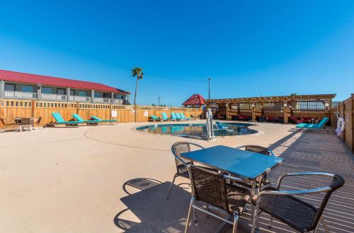Фотография гостиницы Ocean's Edge Hotel, Port Aransas,TX