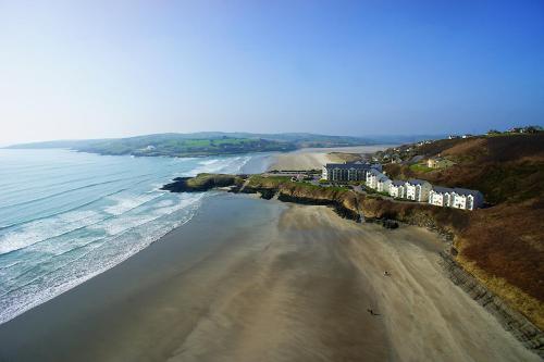 Фотография гостиницы Inchydoney Island Lodge & Spa