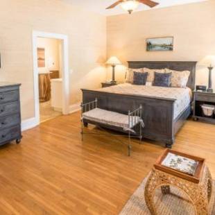 Фотографии мини отеля
Harbor House Inn