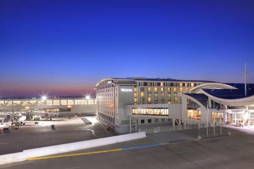 Фотография гостиницы The Westin Detroit Metropolitan Airport