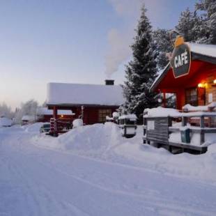 Фотографии базы отдыха
Peurasuvanto Mökit & Camping