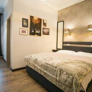 Фотографии мини отеля
Chicago Vendégház