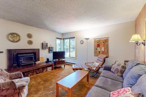 Фотографии гостевого дома
Fireside at the Village