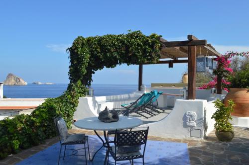 Фотография гостевого дома Dependance La Caletta