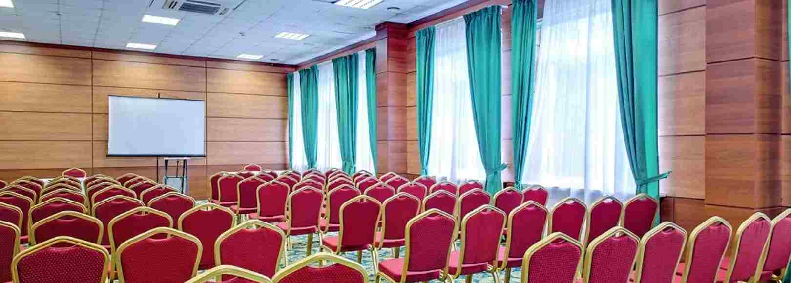 Фотография конференц-зала Малахит