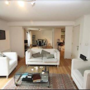 Фотографии квартиры 
            2 Bed Chic Apartment near Shoreditch & Liverpool St FREE WIFI & PARKING by City Stay London