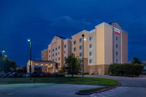 Фотография гостиницы Fairfield Inn and Suites by Marriott San Antonio Northeast / Schertz / RAFB