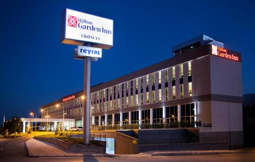 Фотография гостиницы Hilton Garden Inn Erzincan