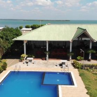 Фотография гостиницы Atara Lagoon Kalpitiya