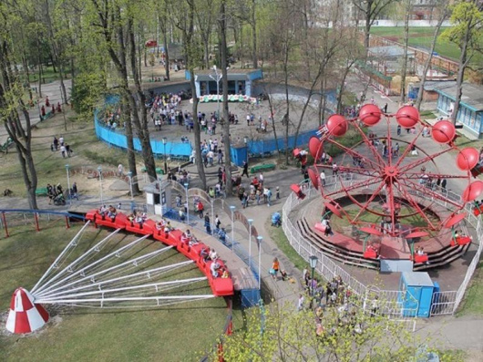 Фотографии достопримечательности 
            Городской парк культуры и отдыха