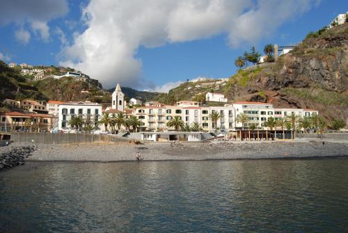 Фотография гостевого дома One bedroom house with sea view furnished garden and wifi at Ponta do Sol 2 km away from the beach