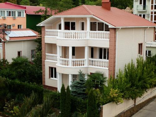 Фотографии гостевого дома
Александрия