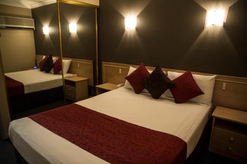 Фотография мотеля AAA Airport Albion Manor Apartments and Motel