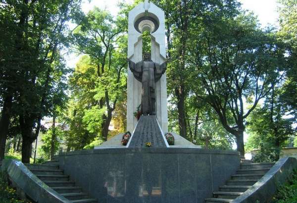 Фотография достопримечательности Монумент 2000-летию христианства Вознесение