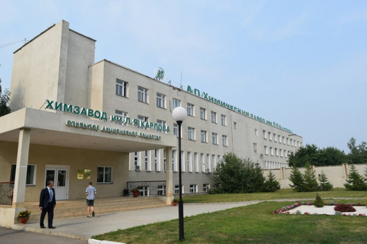 Фотографии предприятий 
            Химический завод имени Л. Я. Карпова