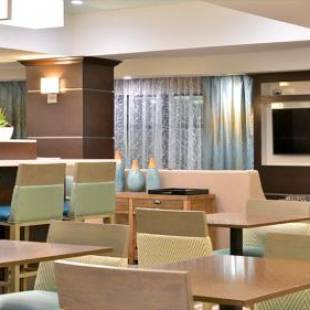 Фотографии гостиницы
Holiday Inn Express and Suites Schulenburg, an IHG Hotel