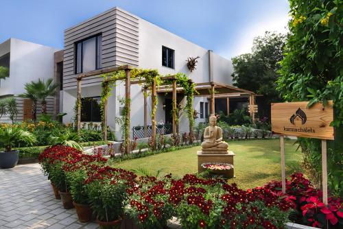 Фотографии гостиницы 
            Karma Chalets Gurgaon