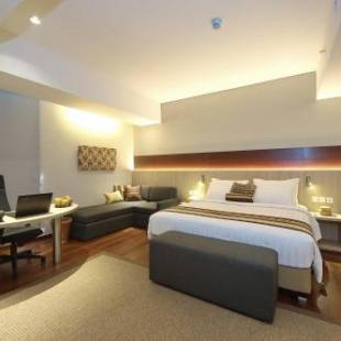 Фотографии гостиницы 
            Ra Premiere Simatupang Jakarta