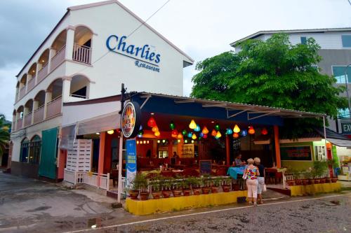 Фотография гостиницы Sugar Inn Phuket