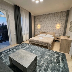 Фотография квартиры Квартира Уединенная №4 в 10 минутах от моря