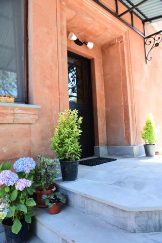 Фотографии гостевого дома
Red House Hatis