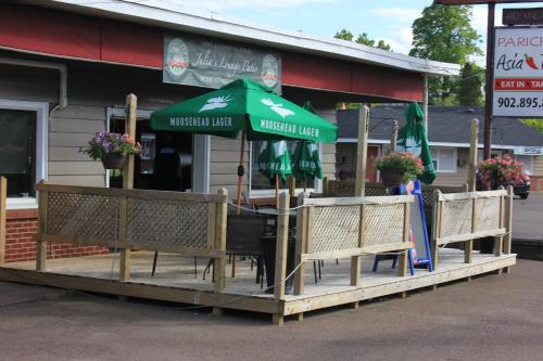 Фотография мотеля Stonehouse Motel and Restaurant