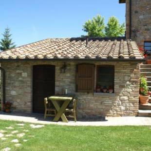 Фотографии гостевого дома
Nice apartment with pool and beautiful garden