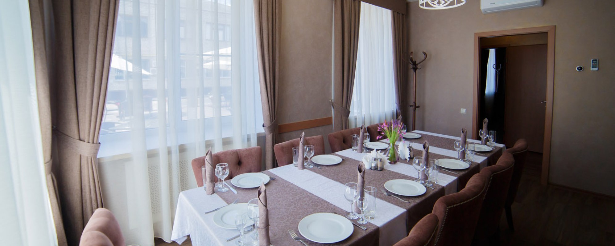 Фотографии банкетного зала Большой VIP-зал