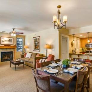 Фотографии гостевого дома
Base Village Ski In-Out Luxury Condo #4375 Huge Hot Tub & Great Views - FREE Activities & Equipment Rentals Daily