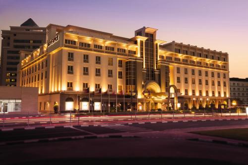 Фотография гостиницы Mövenpick Hotel & Apartments Dubai