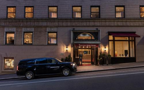 Фотография гостиницы Executive Hotel Pacific