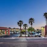 Фотография мотеля Best Western Desert Villa Inn