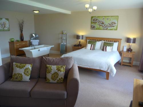 Фотография гостиницы Gwbert Hotel