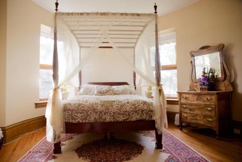 Фотография мини отеля Bellas Castle Bed and Breakfast