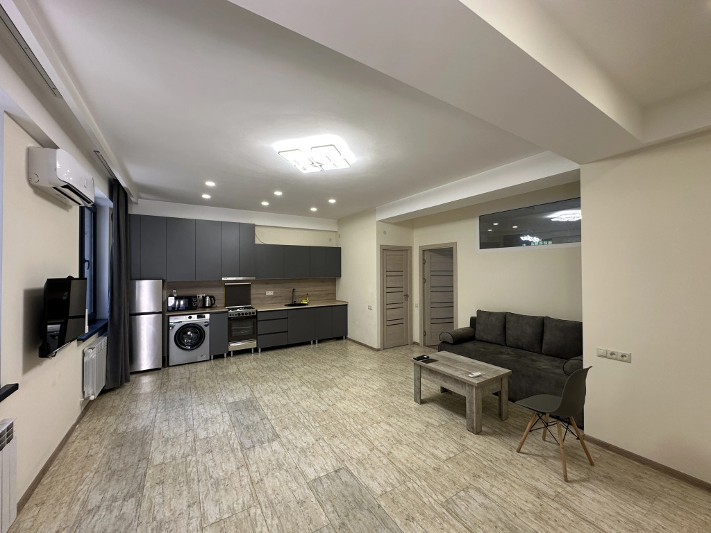 Фотография Коттеджа Частный дом Каменный дом на улице Хоренаци