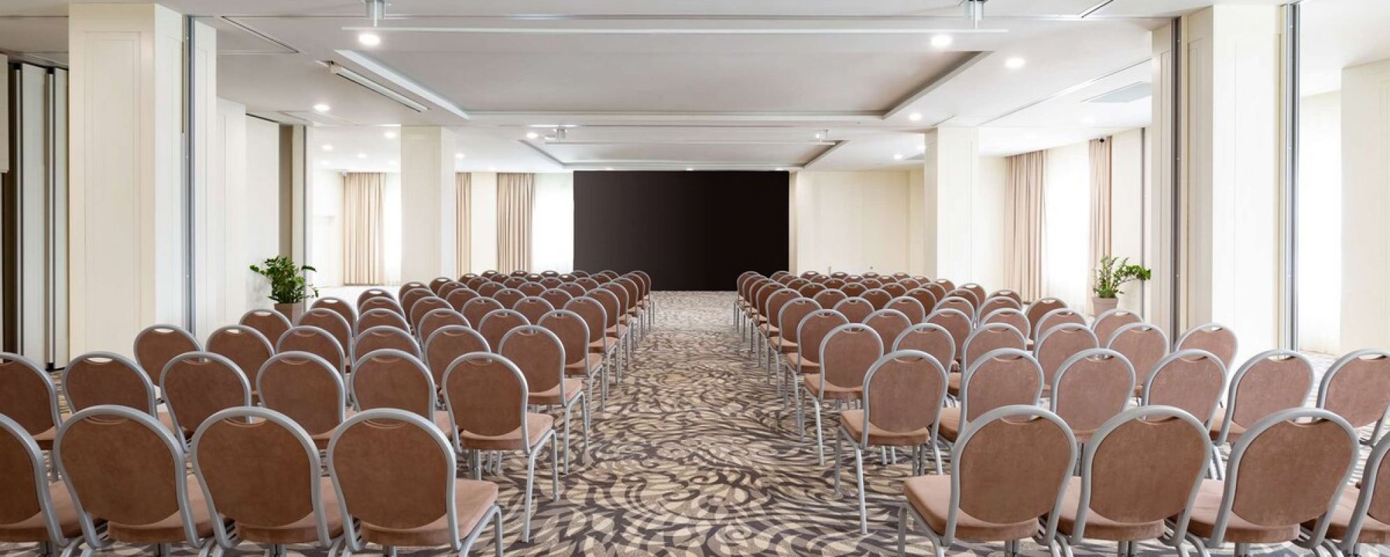 Фотографии конференц-зала Goncharov Hall