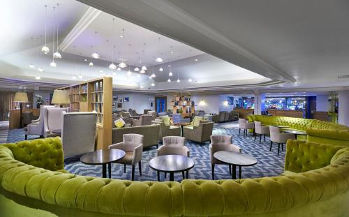 Фотография гостиницы DoubleTree by Hilton Bristol North