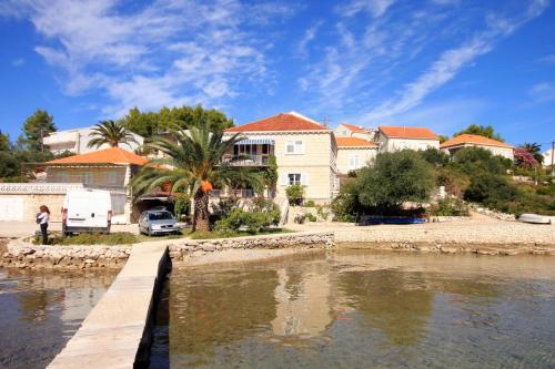 Фотография гостевого дома Apartments by the sea Lumbarda, Korcula - 9330