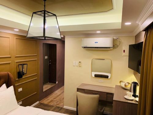 Фотография апарт отеля Isabelle Royale Suites Makati