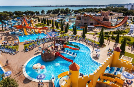 Фотографии достопримечательности 
            Аквапарк Золотая Бухта