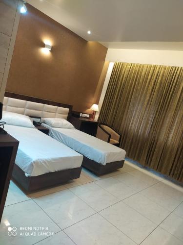 Фотография гостиницы Hotel Foxglove International