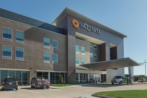 Фотография гостиницы La Quinta by Wyndham Plano Legacy Frisco