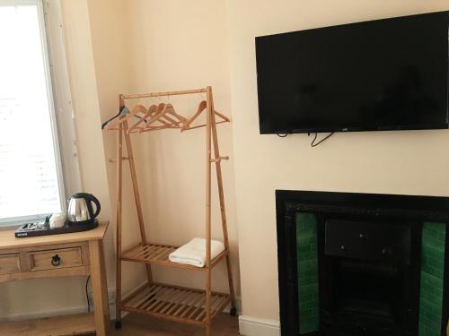 Фотография гостевого дома Hollybush Guest House