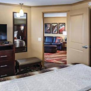 Фотографии гостиницы
ClubHouse Hotel & Suites Fargo