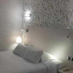 Фотографии гостиницы 
            Contact hôtel - Motel Les Bleuets