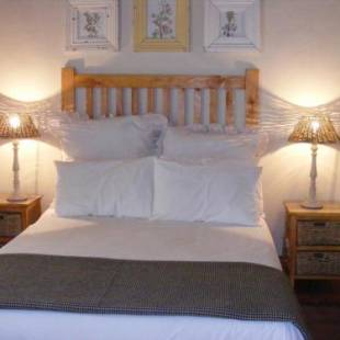Фотографии гостевого дома
Pepper Tree Cottage Beaufort West
