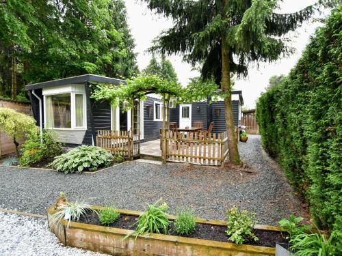 Фотография гостевого дома Pleasant Child-friendly Chalet in Putten