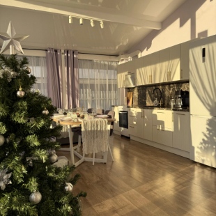 Фотография Коттеджа Частный дом Вилла Лаванда с камином у озера