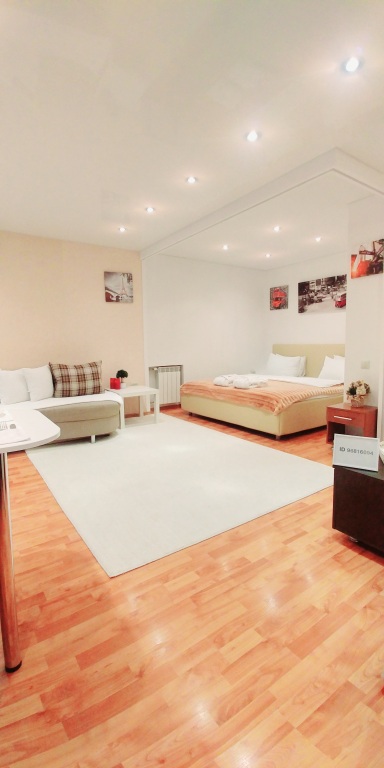 Фотографии квартиры
Апартаменты Тихая студия 33кв.м,джакузи,рядом станция подземного трамвая и ТЦ