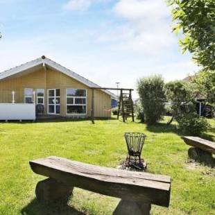 Фотографии гостевого дома
Two-Bedroom Holiday home in Otterndorf 7